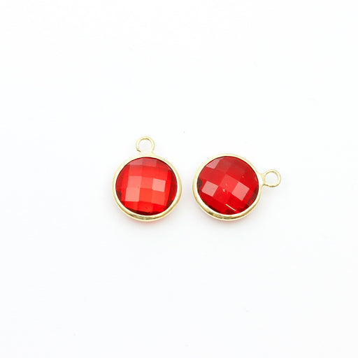 Achat pendentif perle en verre à facettes rouge 16x13mm avec contours laiton doré