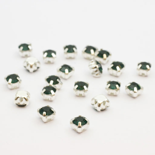 Achat perles strass sertis x20 carrés vert sombre 5x4mm à coudre, enfiler ou coller