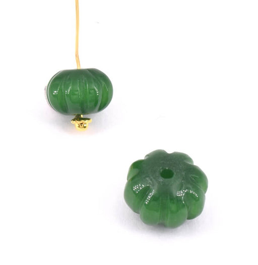 Creez Perle sculptée forme citrouille en jade teinté verte 12x8mm, trou 1mm (1)